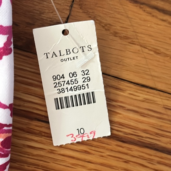 NWT Talbots Floral Bermuda Shorts Sz 10 - Picture 7 of 10